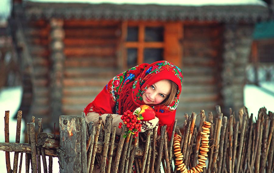 Sexy girl Women in Slavic costumes in Gothenburg
