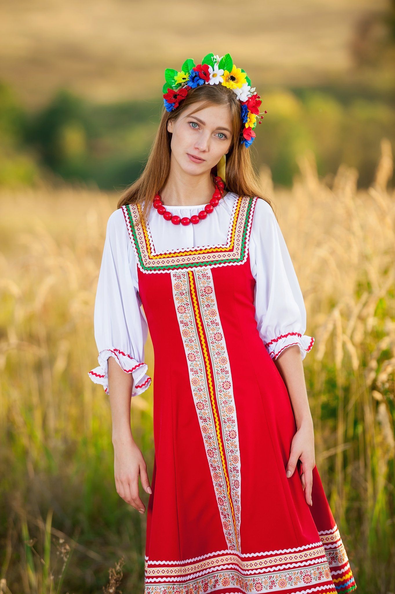 Women in Slavic costumes in Gothenburg