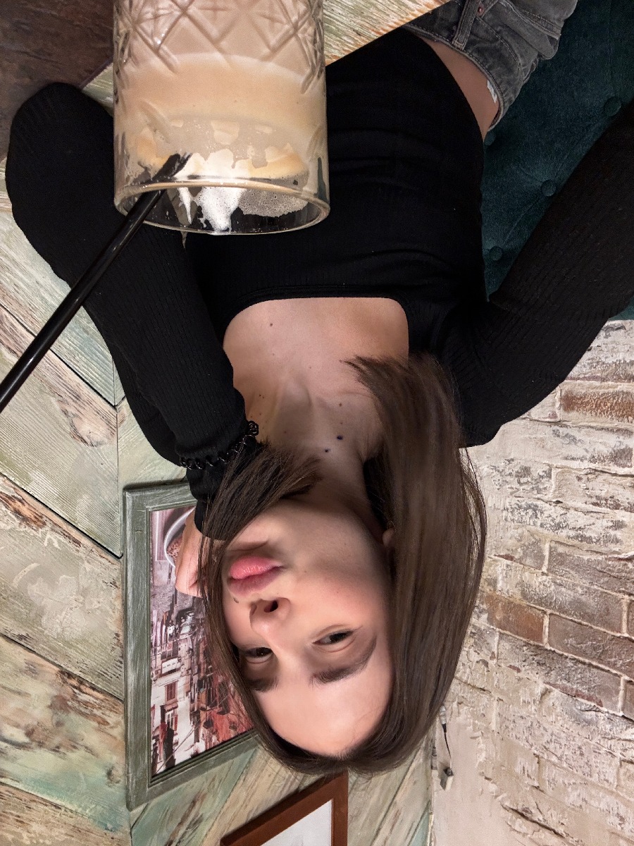 Fresh photos, fresh mood — Tina online in Gothenburg